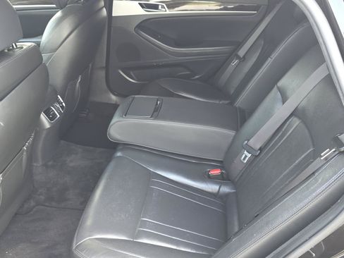 Used 2018 Genesis G80 3.8 RWD image 19