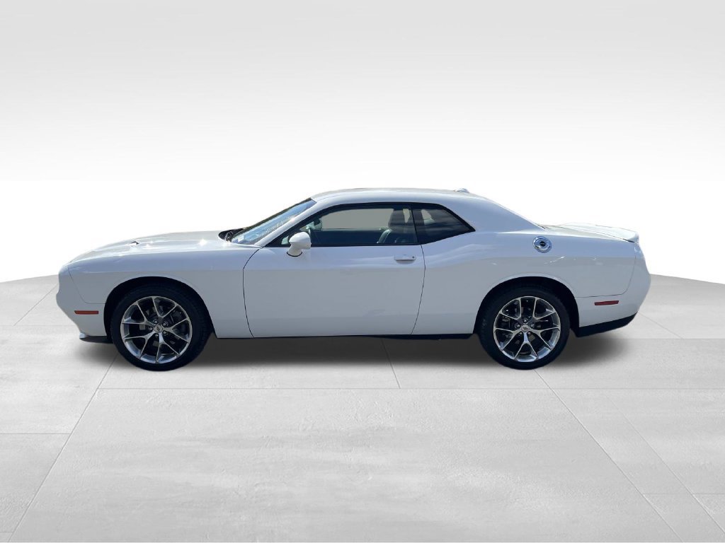 Used 2020 Dodge Challenger SXT w/ Plus Package RWD image 6