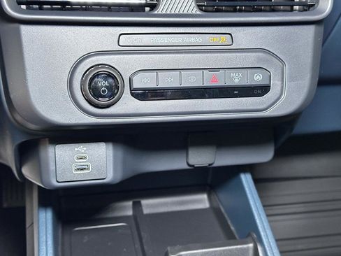 New 2025 Ford Maverick XL w/ Equipment Group 101A image 23