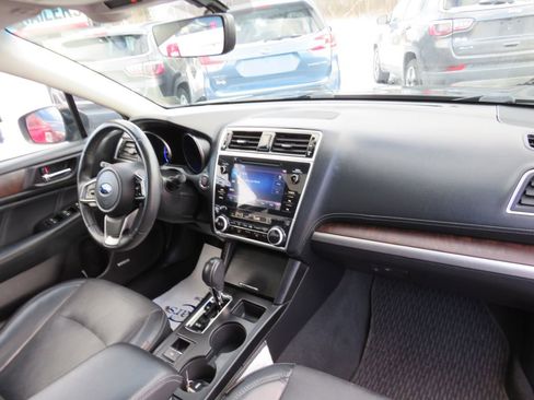 Used 2019 Subaru Outback 2.5i Limited image 36