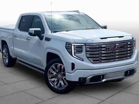 Used 2026 GMC Sierra 1500 Denali w/ Denali Reserve Package AWD/4WD image 3