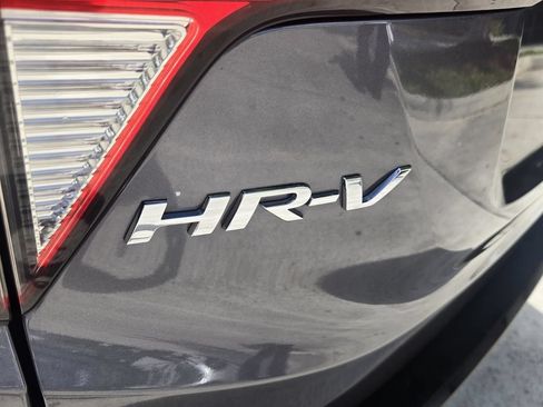 Used 2021 Honda HR-V EX-L image 13