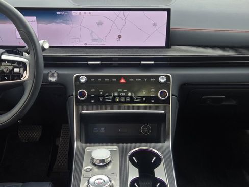 Used 2025 Genesis GV80 3.5T image 27