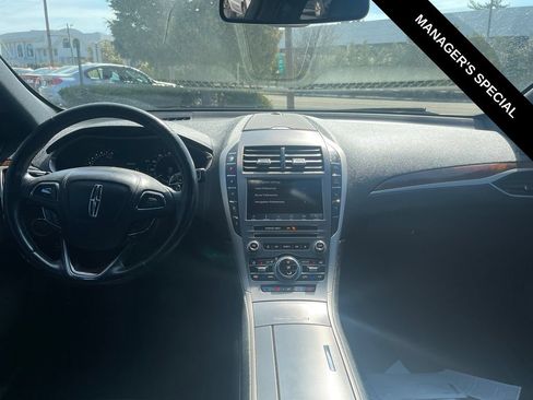Used 2020 Lincoln MKZ Reserve w/ Luxury Package AWD/4WD image 18
