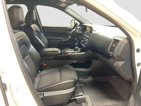 Used 2023 Nissan Pathfinder Rock Creek image 15