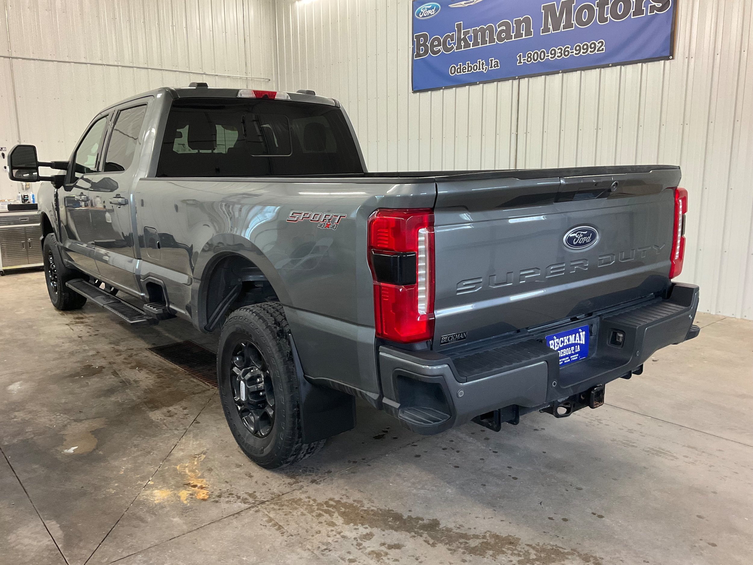Used 2024 Ford F250 XLT w/ XLT Premium Package AWD/4WD image 3