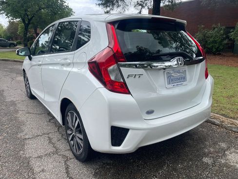 Used 2017 Honda Fit EX image 3