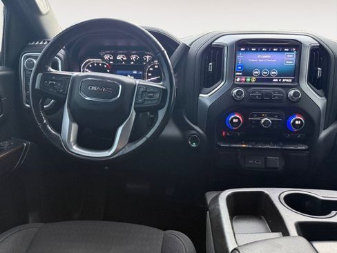 Used 2020 GMC Sierra 1500 Elevation w/ Elevation Value Package image 4