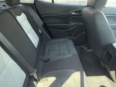 Used 2024 Chevrolet Trax LS w/ Driver Confidence Package FWD image 9