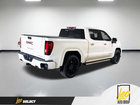 Used 2024 GMC Sierra 1500 Denali AWD/4WD image 8