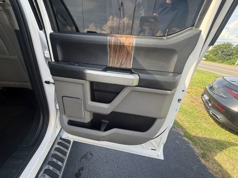 Used 2018 Ford F150 Lariat AWD/4WD image 20