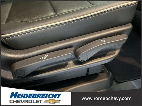 Certified 2021 Chevrolet Tahoe Premier w/ Premium Package image 35