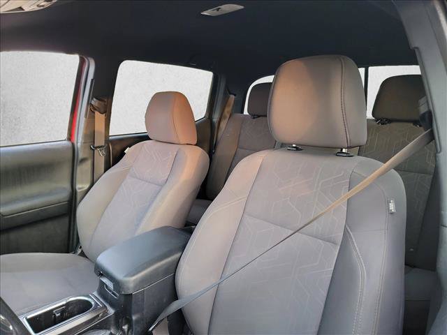 Used 2019 Toyota Tacoma TRD Sport w/ Technology Package RWD image 10