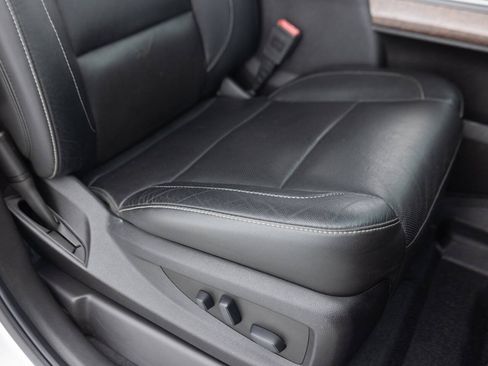 Used 2018 GMC Sierra 1500 SLT AWD/4WD image 32