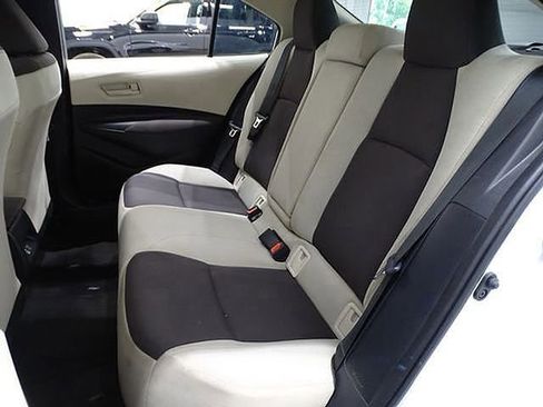 Used 2024 Toyota Corolla LE image 11