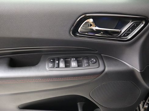 Used 2023 Dodge Durango GT image 25