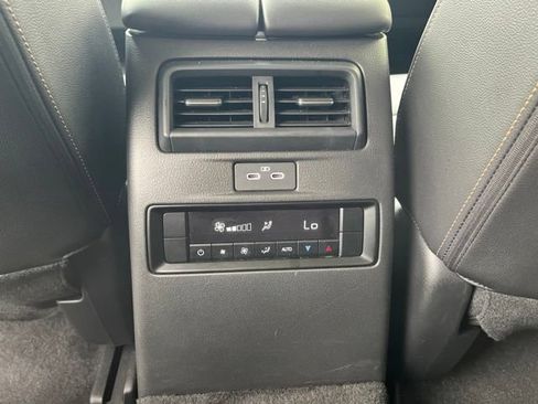 Used 2026 MAZDA CX-90 3.3 Turbo w/ Select Package AWD/4WD image 19