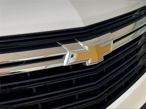 Used 2023 Chevrolet Equinox LT FWD image 30