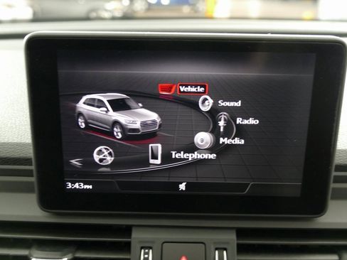 Used 2019 Audi Q5 2.0T Premium w/ Convenience Package image 18