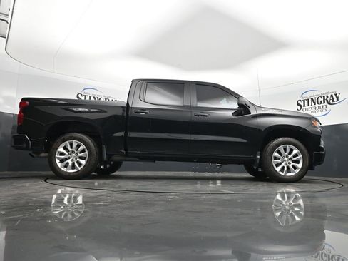 Used 2025 Chevrolet Silverado 1500 Custom RWD image 33