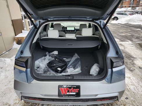 New 2026 Hyundai Ioniq 5 Limited image 16