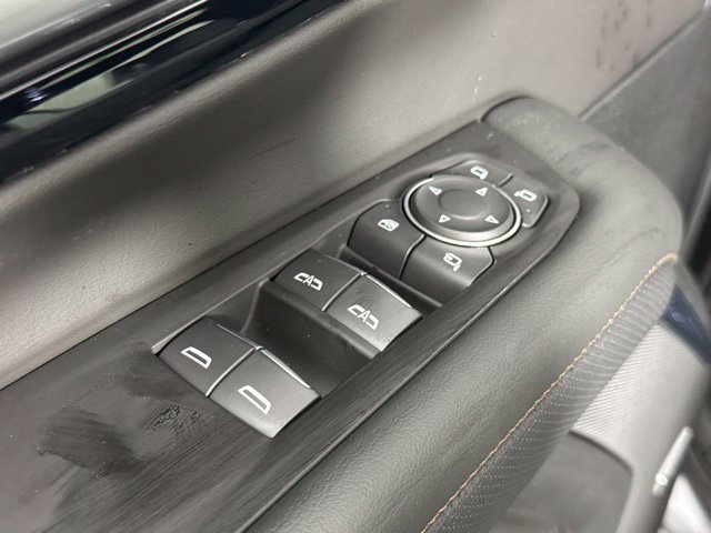 New 2026 Chevrolet Tahoe High Country AWD/4WD image 8