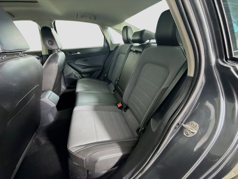 Used 2025 Volkswagen Jetta SE image 25