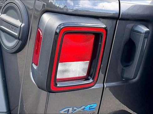 Used 2023 Jeep Wrangler Unlimited w/ 8.4" Radio Group AWD/4WD image 26