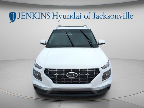 New 2026 Hyundai Venue SEL FWD image 8