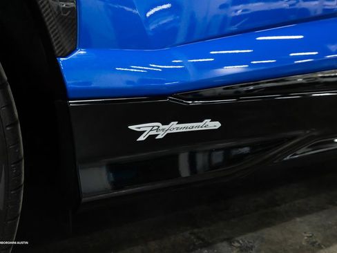 Used 2024 Lamborghini Urus Performante AWD/4WD image 16
