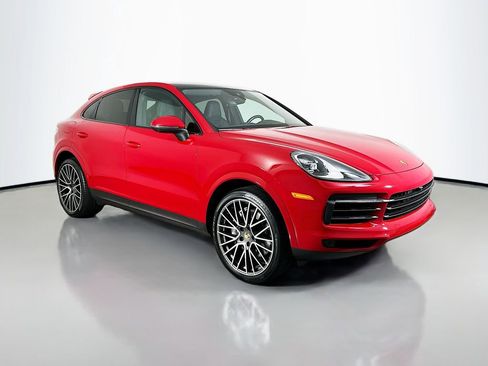 Used 2022 Porsche Cayenne Coupe image 7