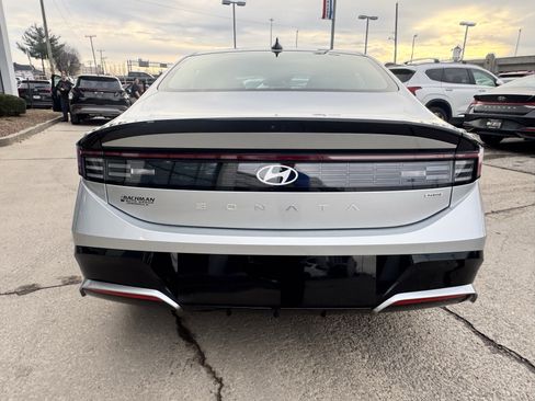 Certified 2025 Hyundai Sonata SEL image 4