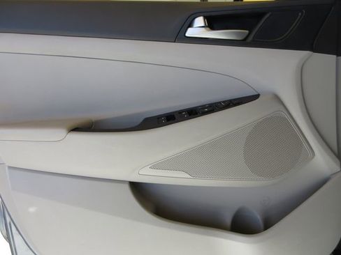 Used 2021 Hyundai Tucson SEL image 9