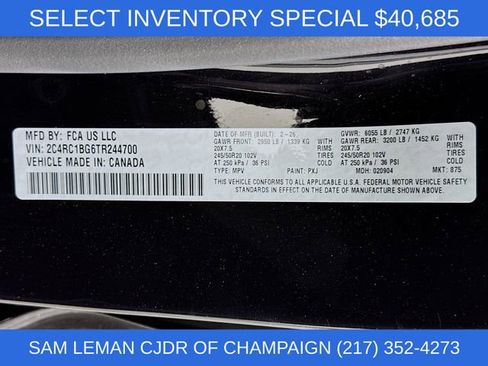 New 2026 Chrysler Pacifica Select w/ S Appearance Package image 32