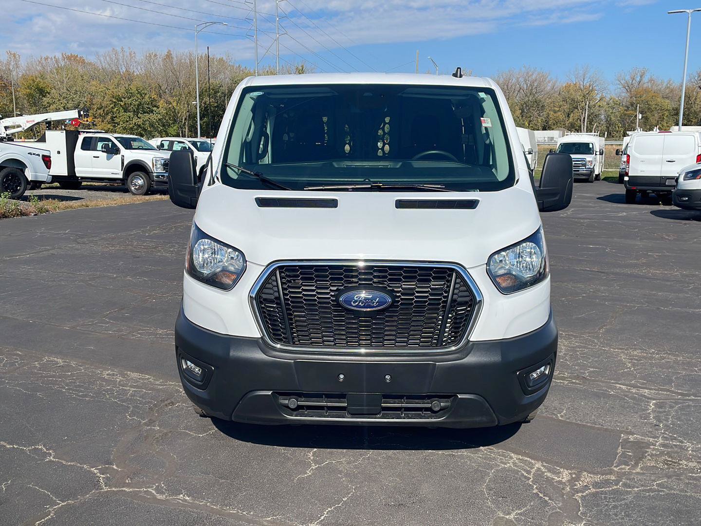 Used 2025 Ford Transit 250 Low Roof w/ Exterior Upgrade Package RWD image 8