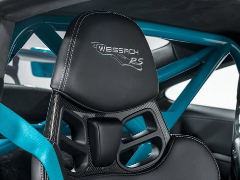 Used 2018 Porsche 911 GT2 RS w/ Weissach Package RWD image 37