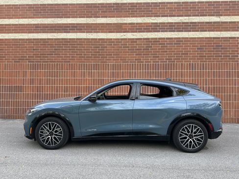 Used 2024 Ford Mustang Mach-E Premium image 5