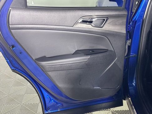 Certified 2025 Kia Sportage X-Pro image 21