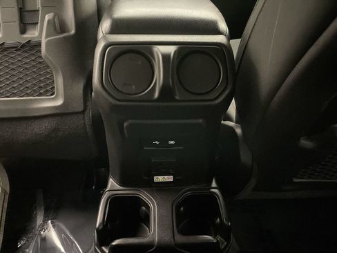 Used 2019 Jeep Wrangler Rubicon w/ LED Lighting Group AWD/4WD image 14