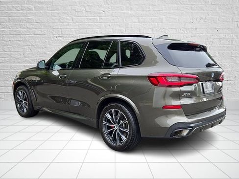 Used 2023 BMW X5 xDrive40i w/ M Sport Package AWD/4WD image 4