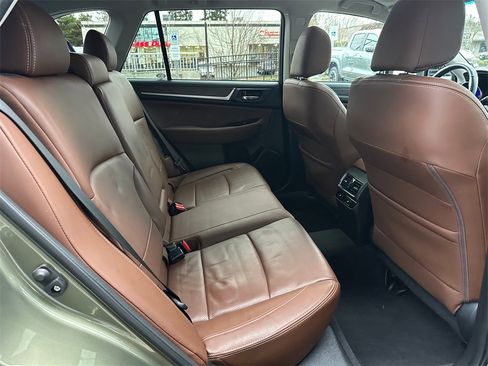 Used 2017 Subaru Outback 2.5i Touring w/ Popular Package #5A image 12