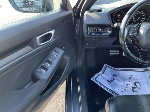 Used 2023 Honda Civic Sport image 2