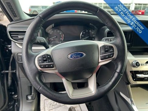 Used 2022 Ford Explorer XLT w/ Equipment Group 202A image 16