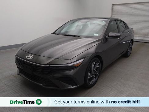 Used 2025 Hyundai Elantra Sport FWD image 1