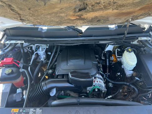 Used 2013 Chevrolet Silverado 2500 W/T AWD/4WD image 15