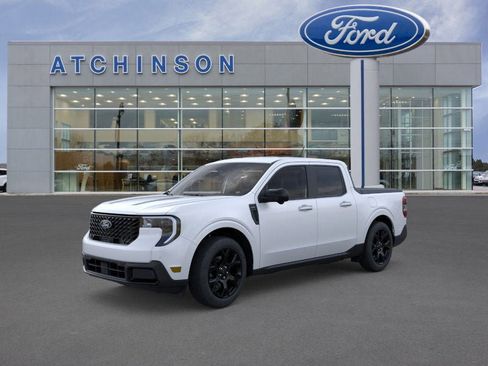 New 2025 Ford Maverick Lariat w/ Black Appearance Package image 1