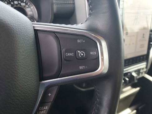 Used 2023 RAM 1500 Laramie image 19