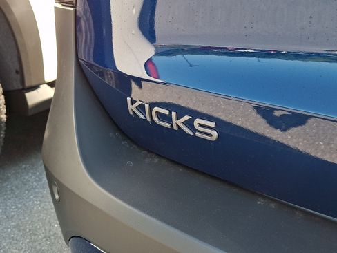 New 2026 Nissan Kicks SV w/ SV Premium Package AWD/4WD image 5