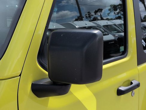 Used 2023 Jeep Wrangler Sport AWD/4WD image 12