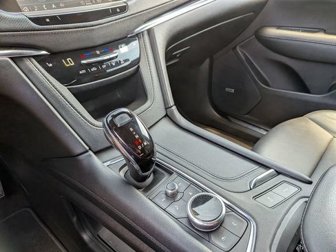 Used 2024 Cadillac XT5 Premium Luxury FWD image 24